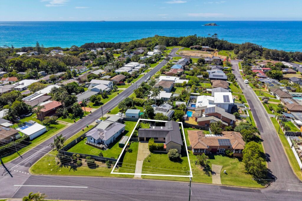 Auction - 3 Warrawee Street - New Property in Sapphire Beach - Real Estate by Joshua Allen
