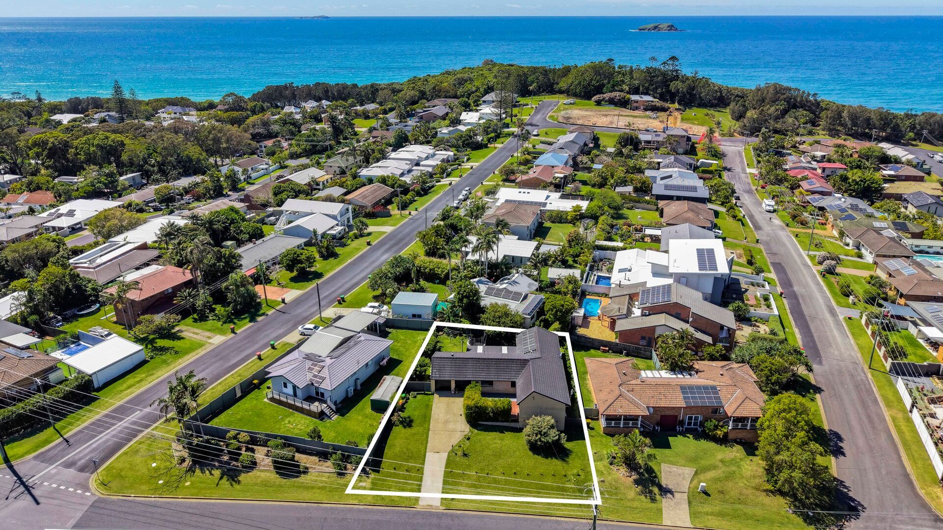 Auction - 3 Warrawee Street - New Property in Sapphire Beach - Real Estate by Joshua Allen