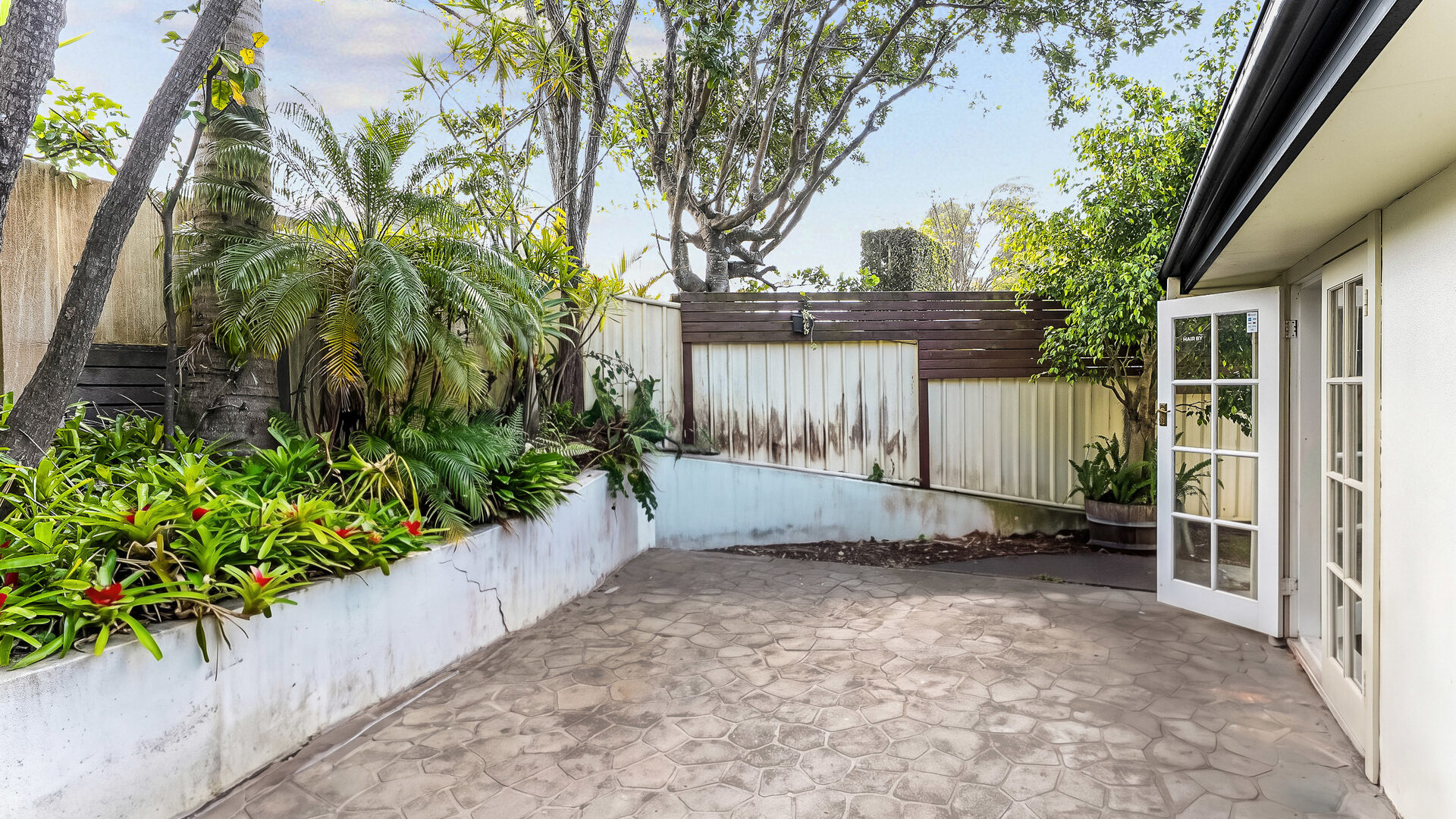 Auction - 1 Fernleigh Avenue - New Property in Korora - Real Estate by Joshua Allen