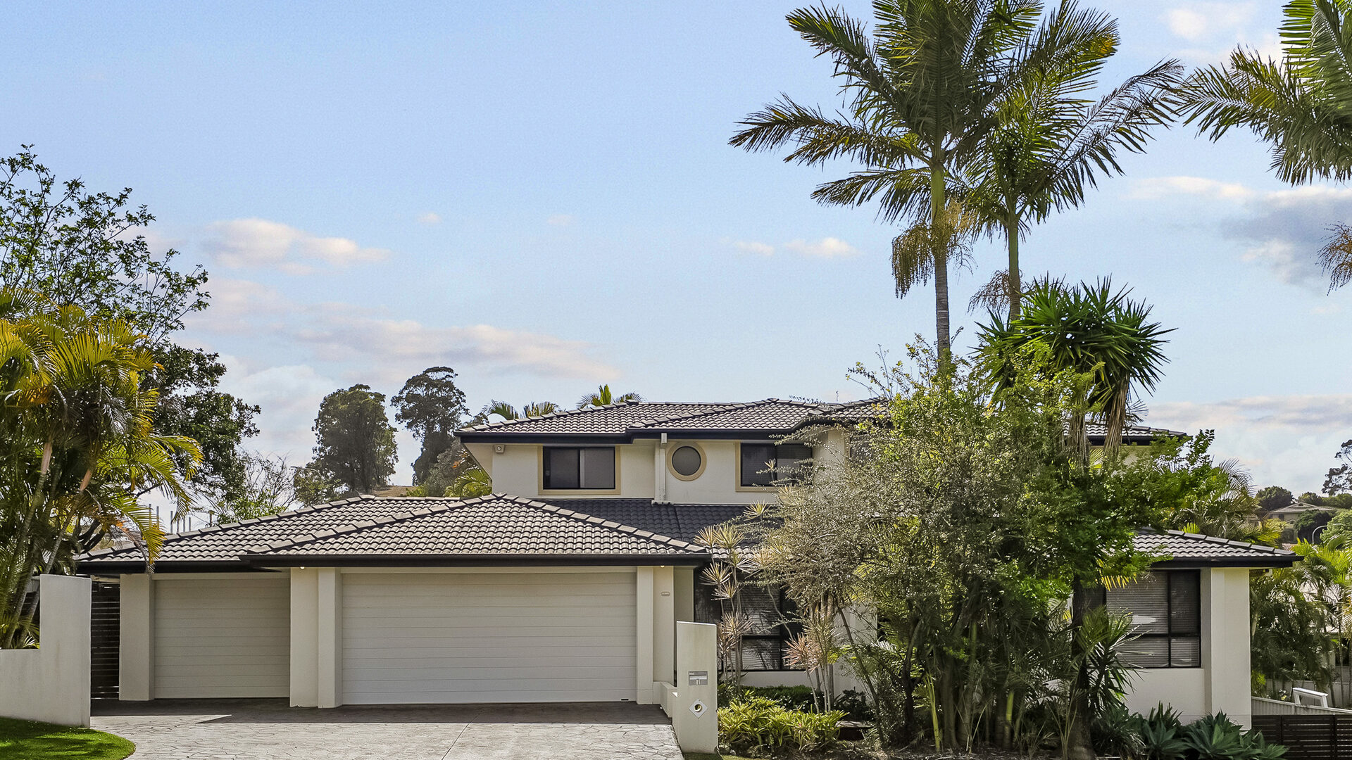 Auction - 1 Fernleigh Avenue - New Property in Korora - Real Estate by Joshua Allen