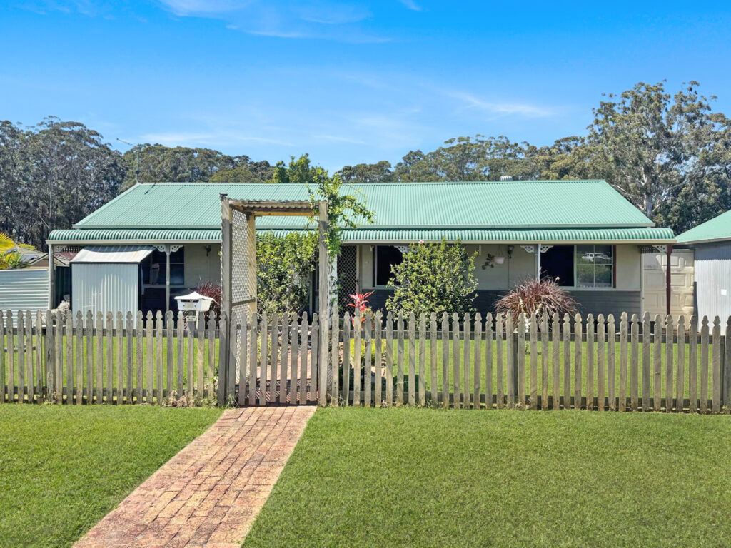 For Rent - 16 Platts Close - New Property in Toormina - Real Estate by Annette Sommerville