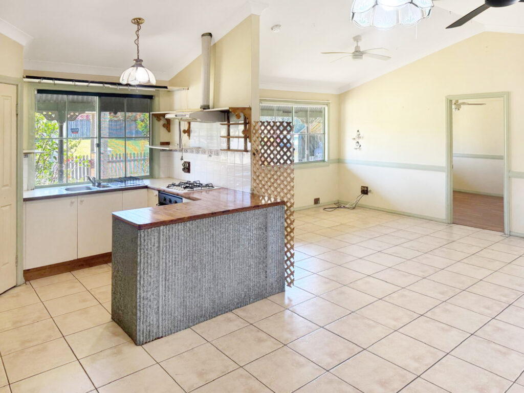 For Rent - 16 Platts Close - New Property in Toormina - Real Estate by Annette Sommerville