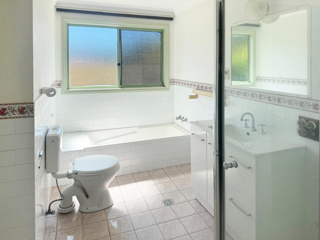 For Rent - 16 Platts Close - New Property in Toormina - Real Estate by Annette Sommerville