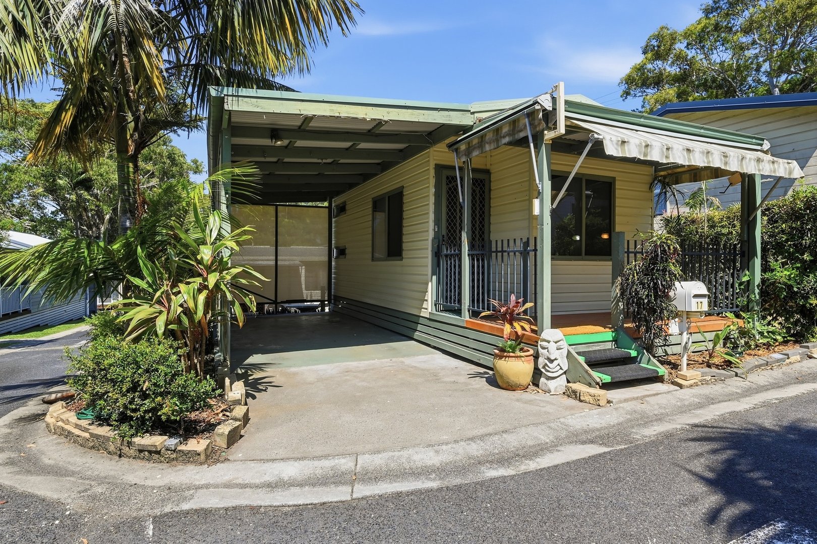 7 Sawtell Road