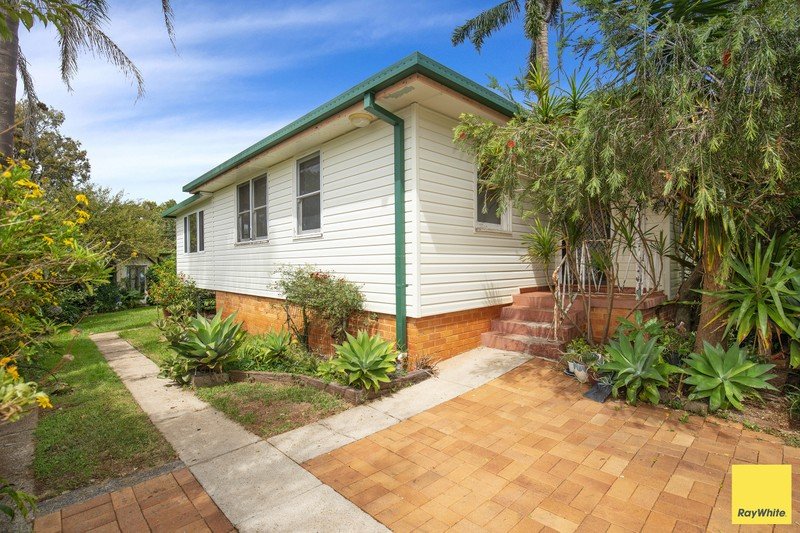 52 Kurrajong Street