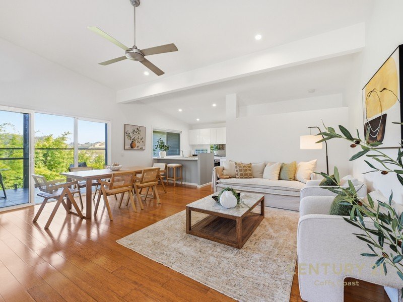 1/21 Ballantine Drive