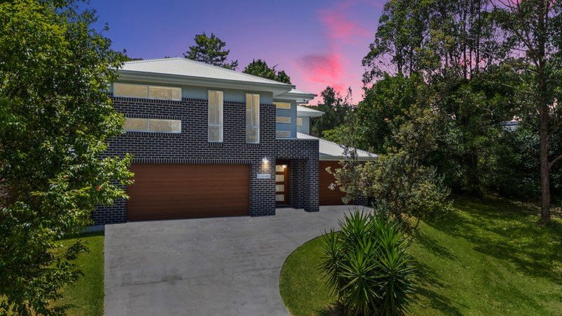 15 Carabeen Close