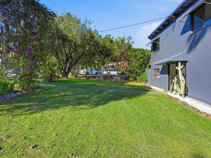1/5 Corambara Crescent