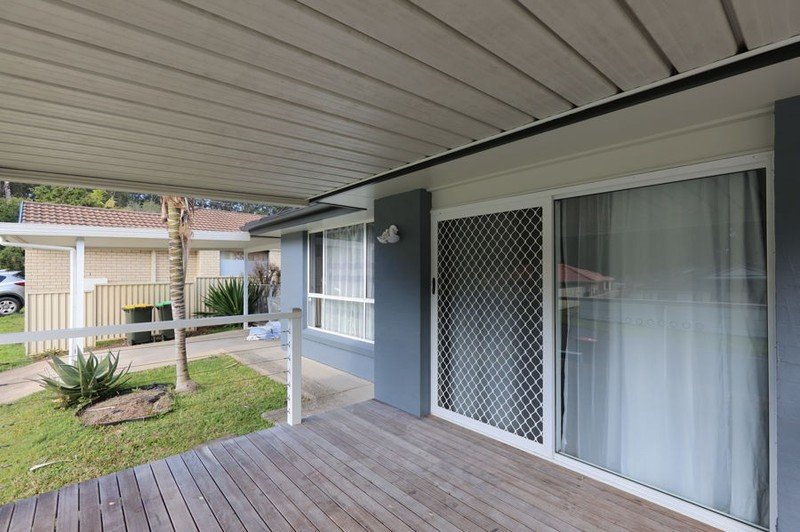 13 Dolphin Drive